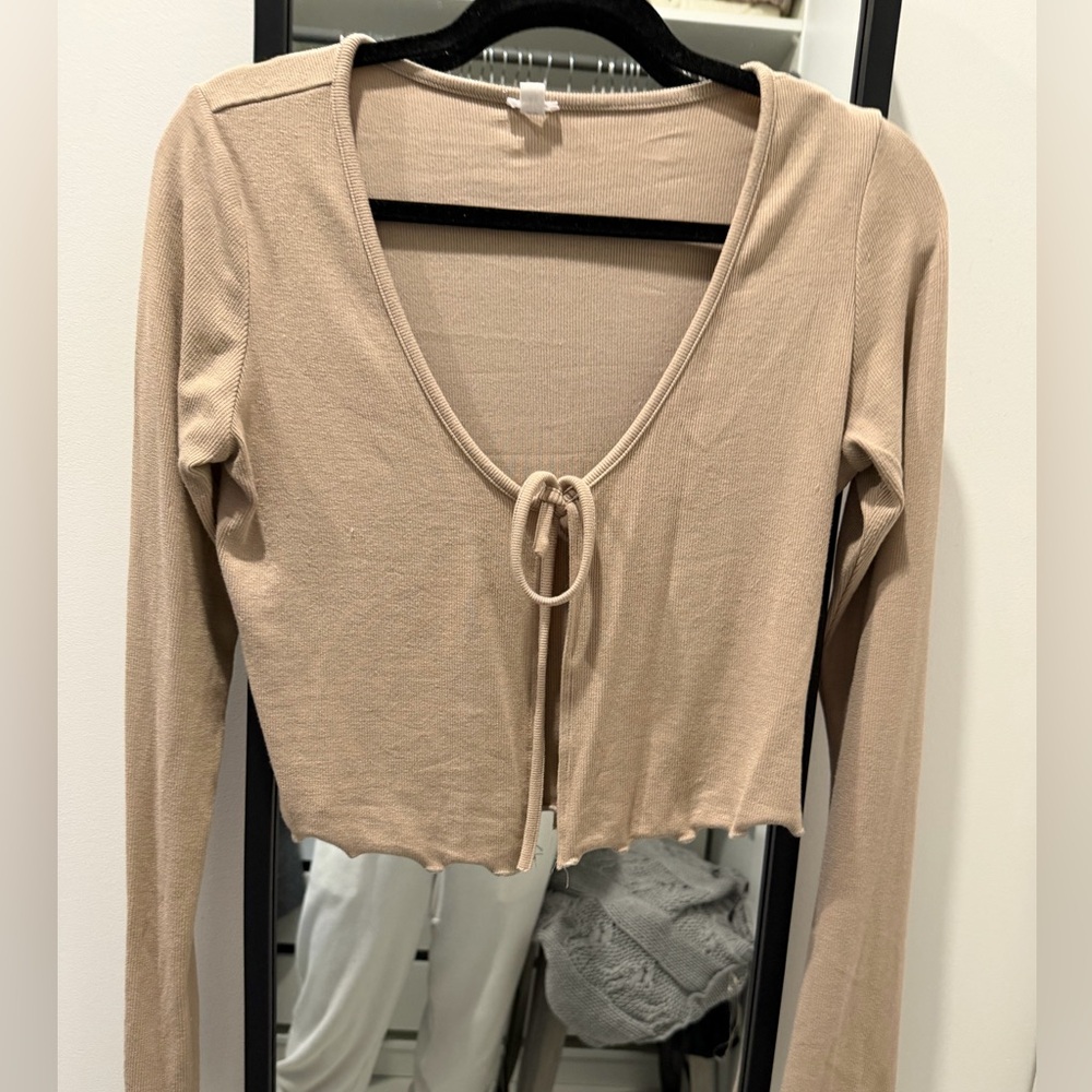 Garage Tie front Crop Top